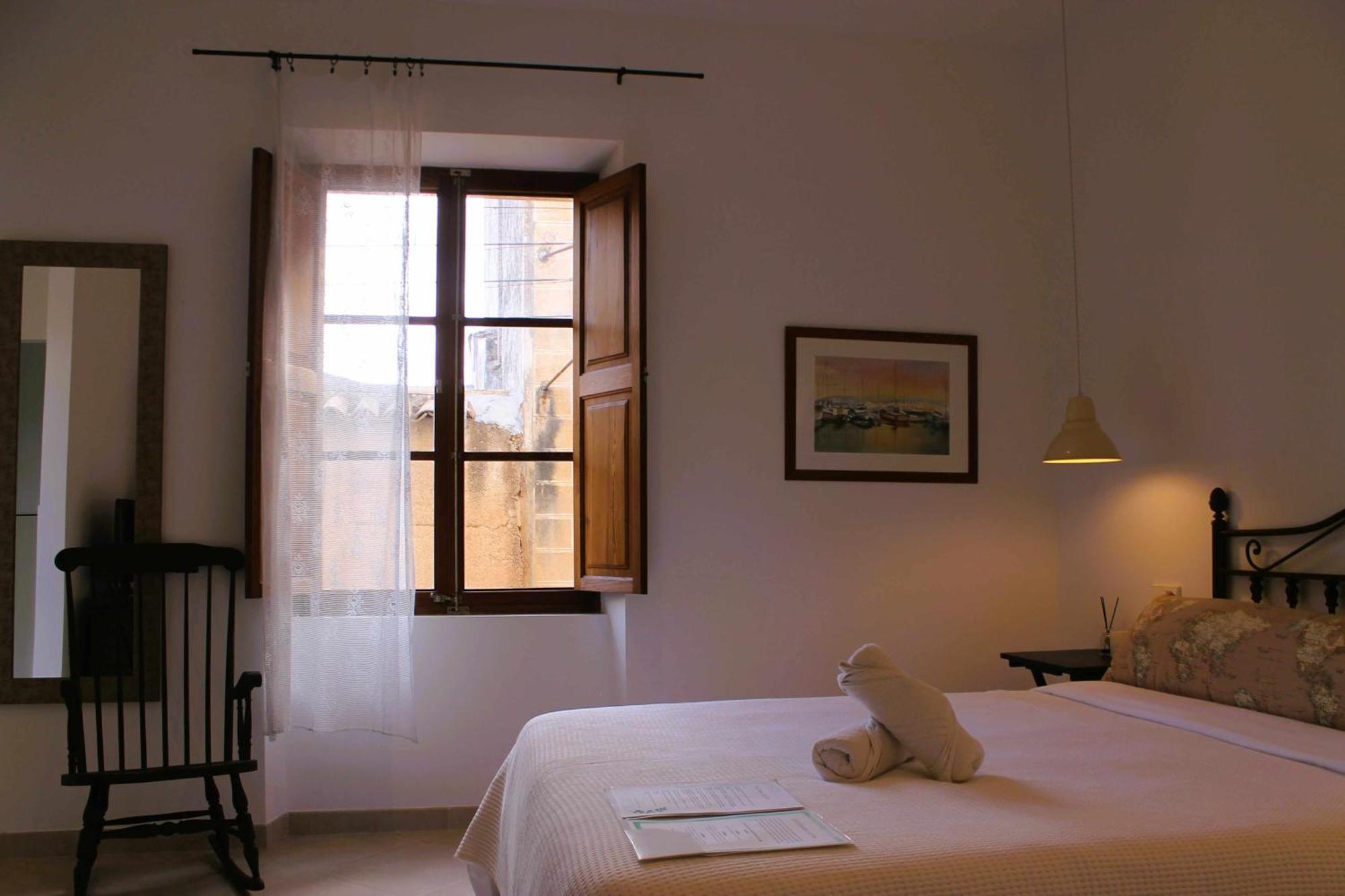 Atrium Mallorca Couette-café
